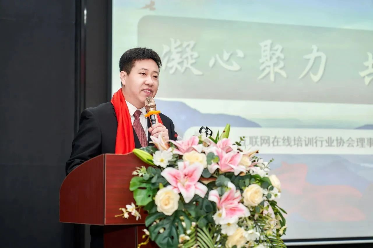 1749189944445504.jpg a22554aa4fbfa675fe32cb426fdf0451.jpg